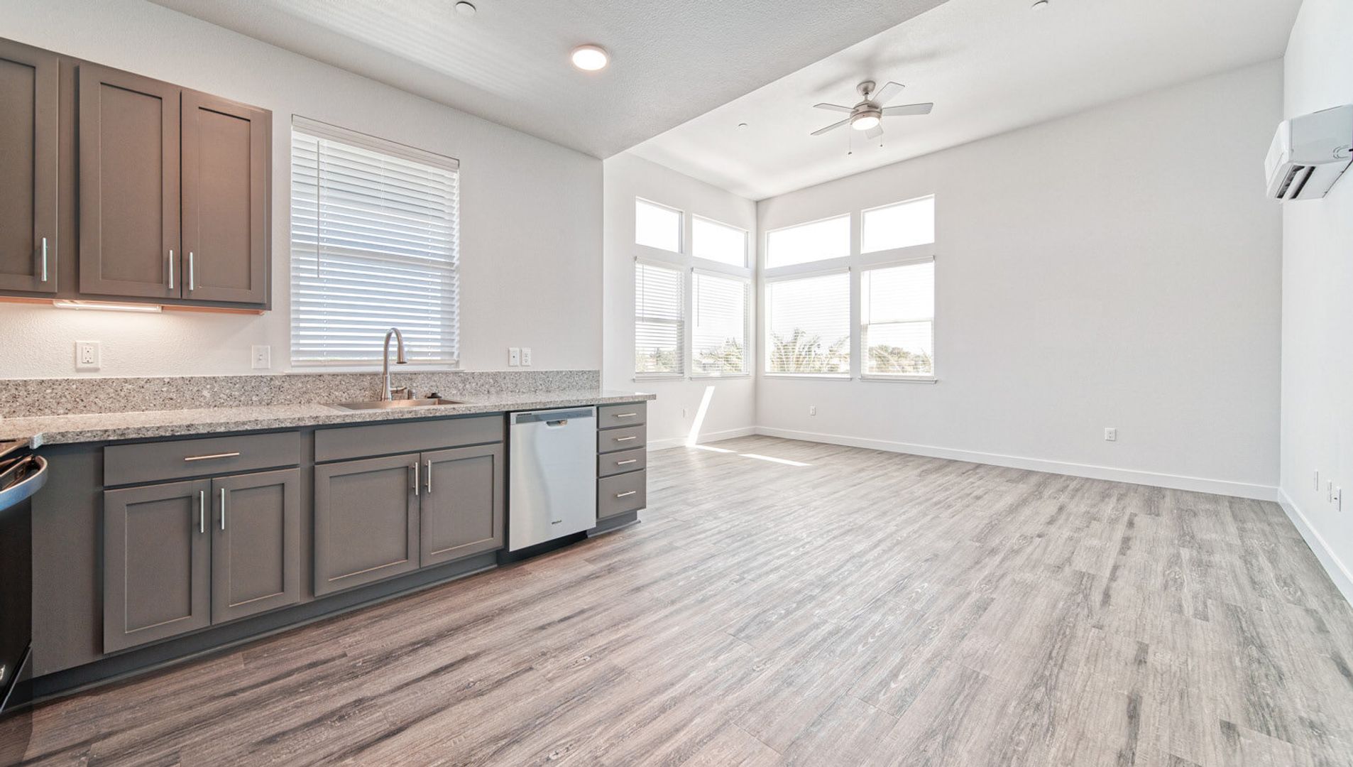 Chico Apartment: 1910 Notre Dame Blvd