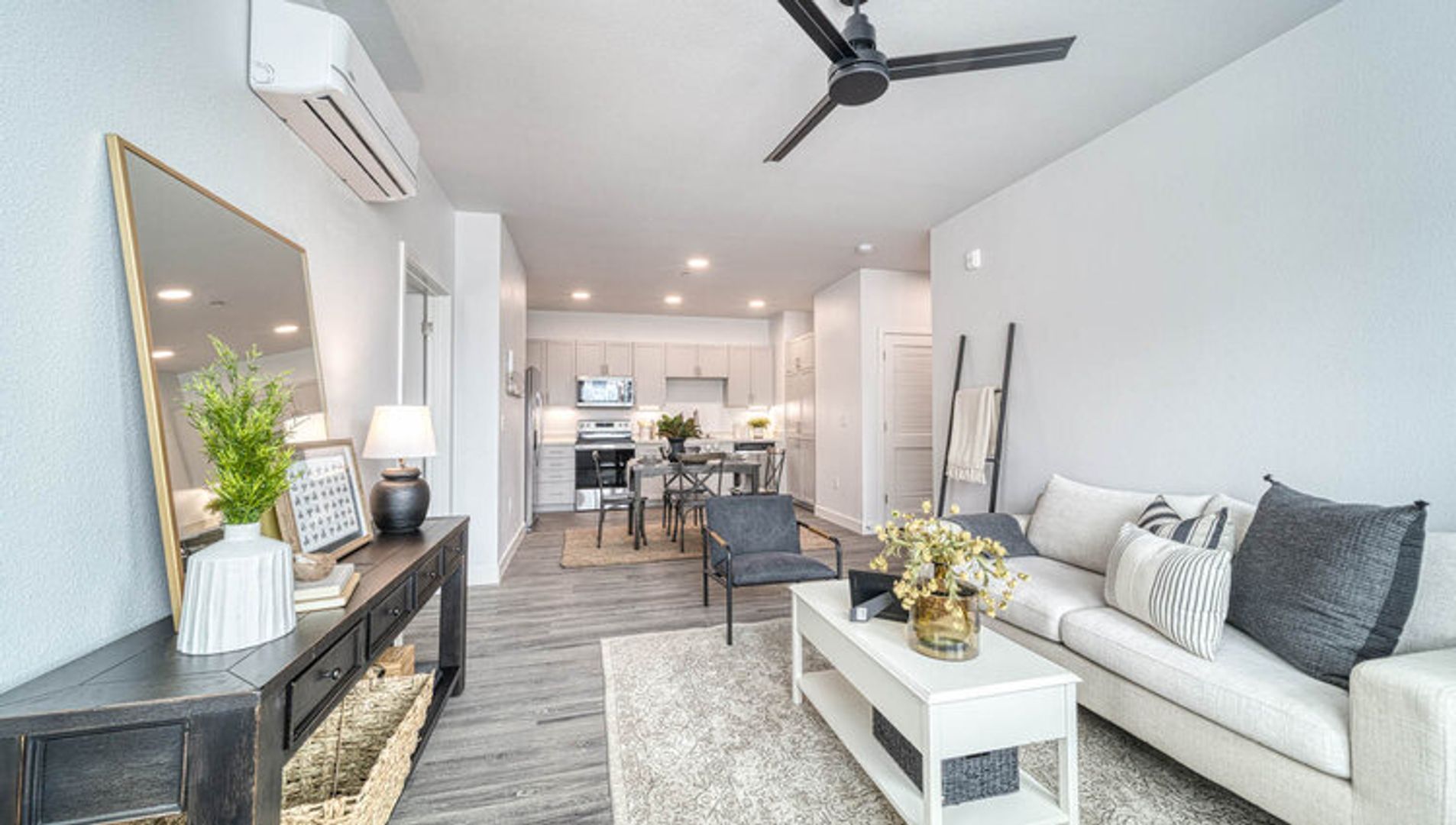 Chico Apartment: 1890 Thea Avenue