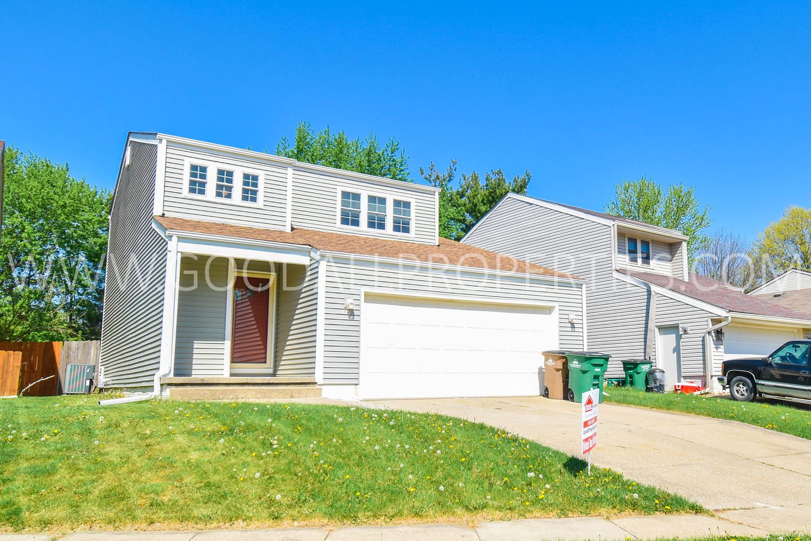 West Des Moines House: 716 Knolls Ct