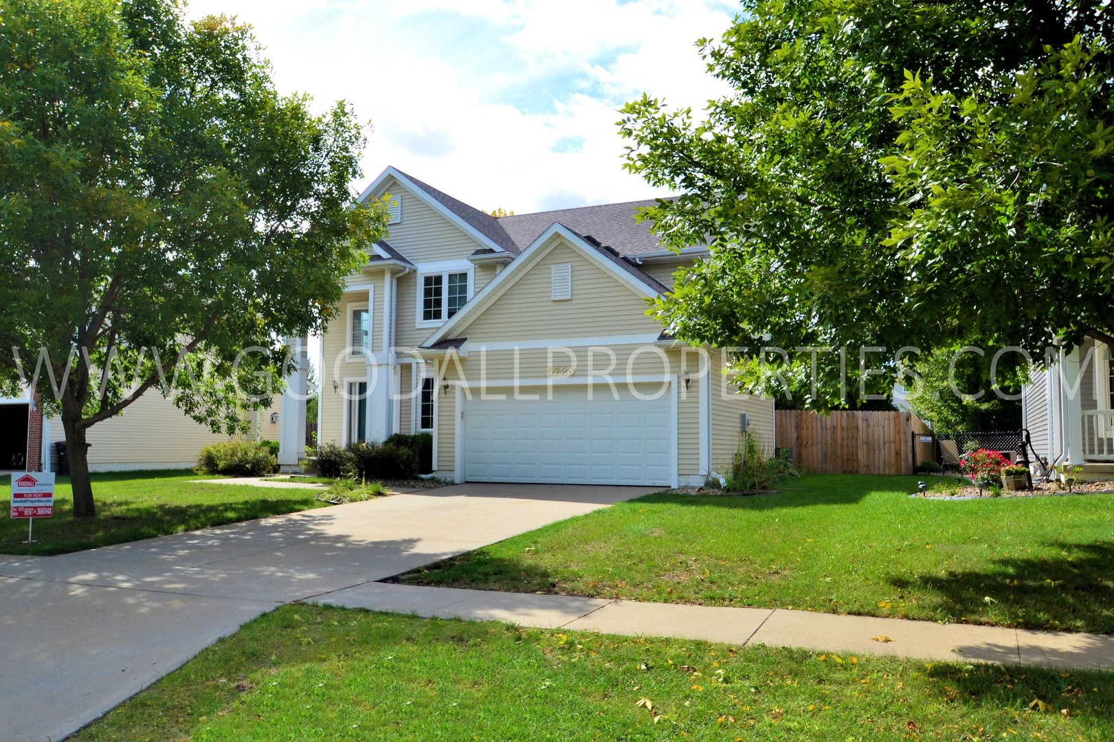 Johnston House: 5728 NW 92nd Court