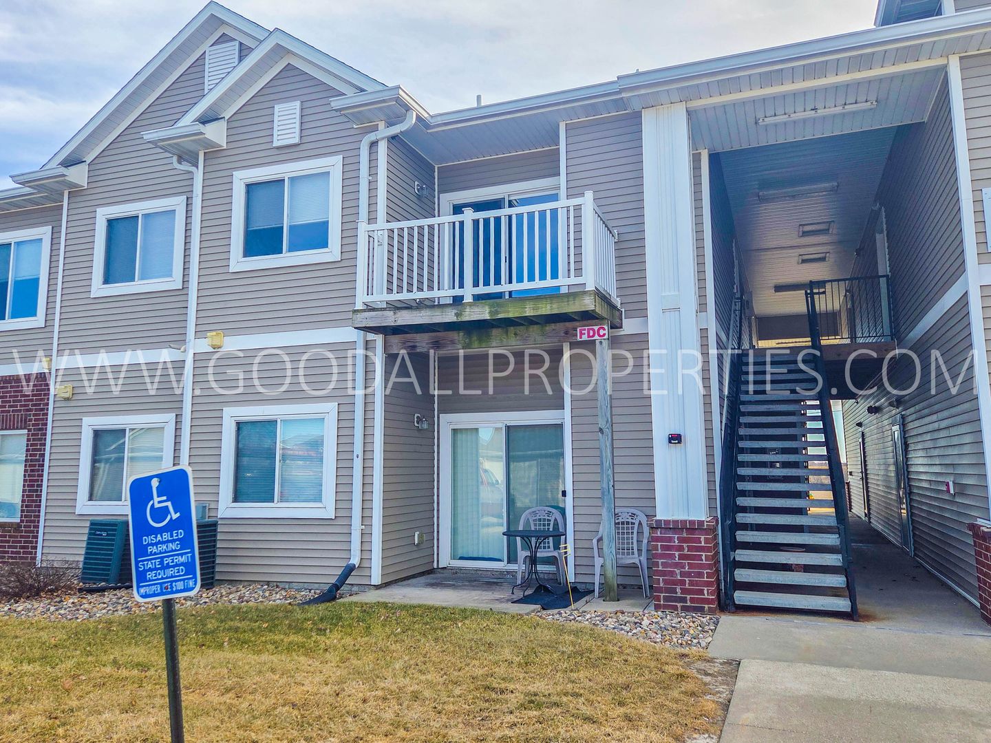 Des Moines Condo: 5801 SE 24th St #71