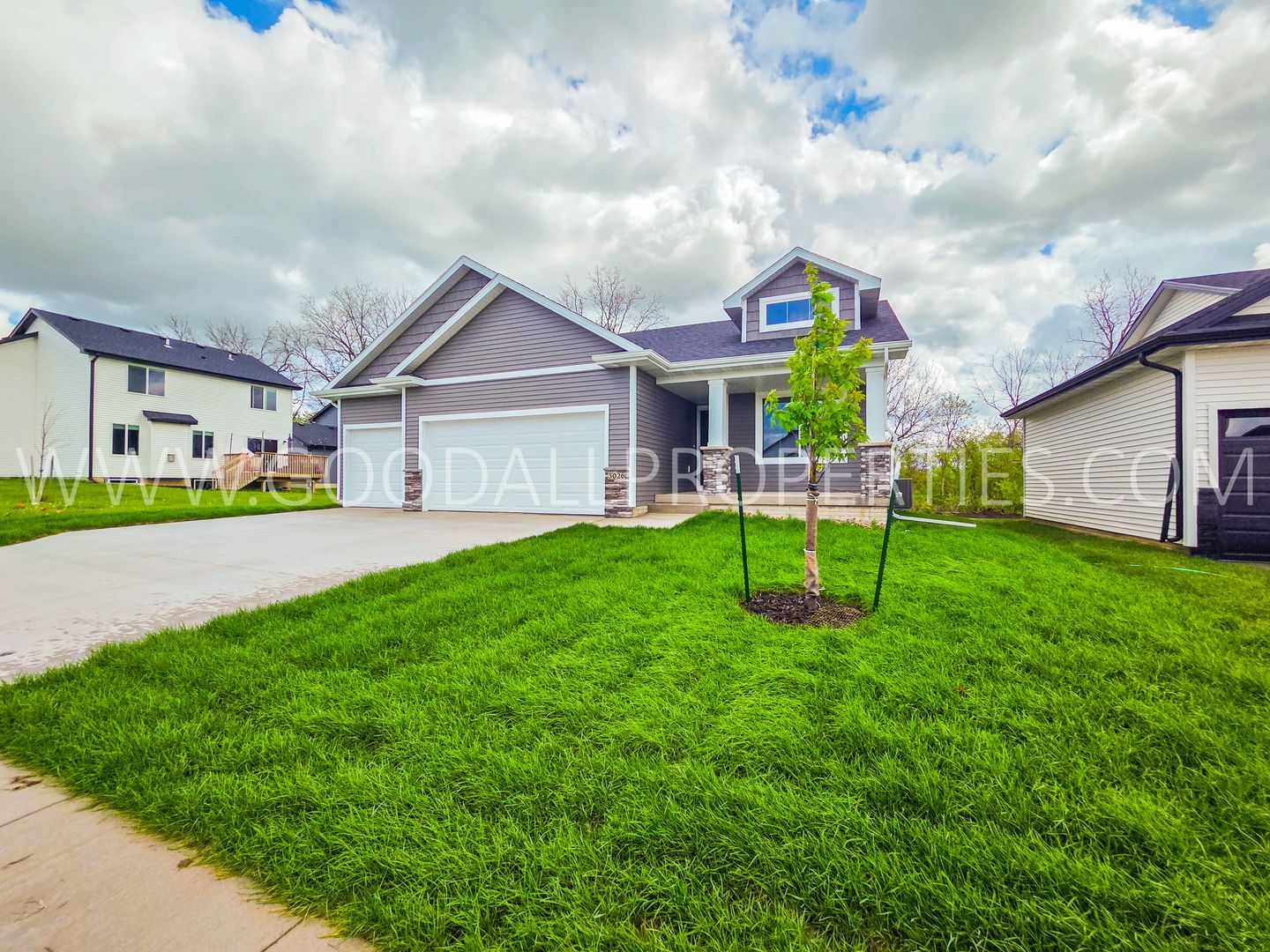 Norwalk House: 3026 Myron St