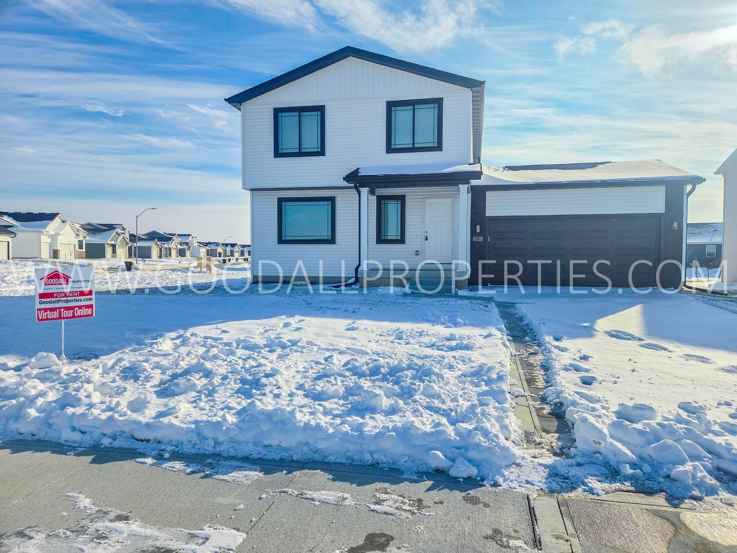 Waukee House: 280 NW Morgan Ct