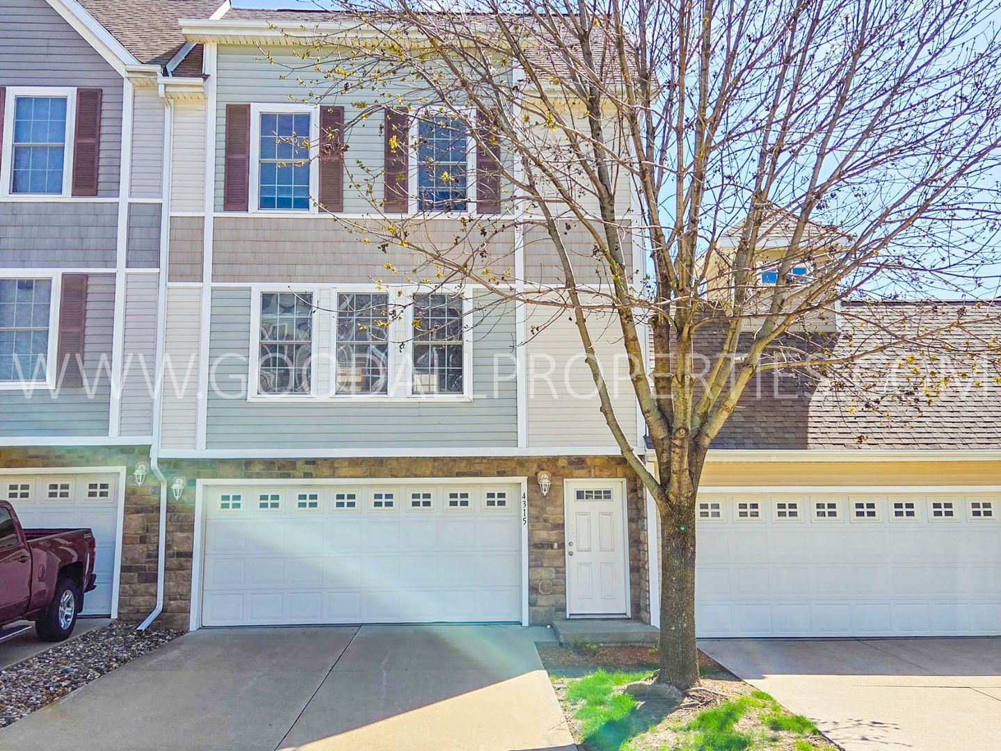 Urbandale House: 4315 152nd Court