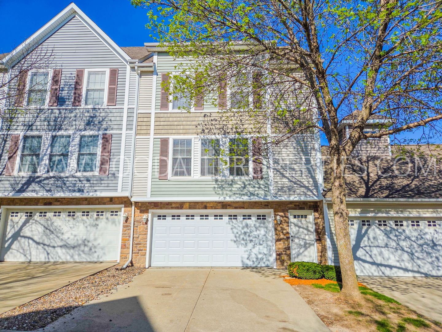 Urbandale Townhome: 4304 154th Street