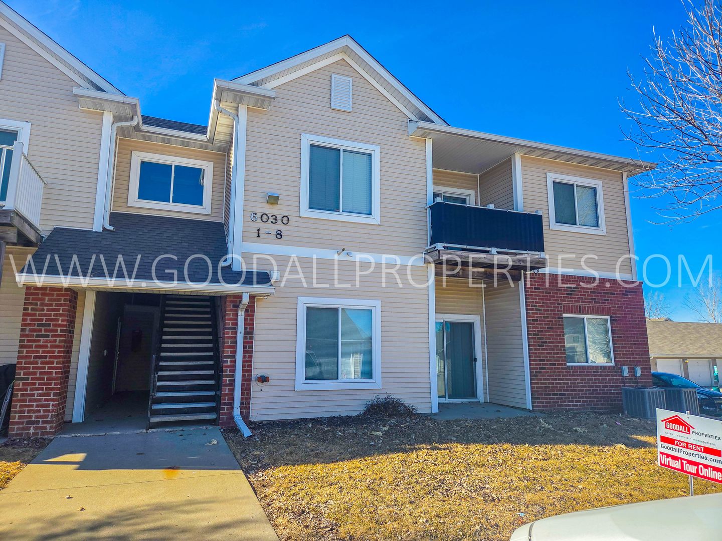 Johnston Condo: 6030 Bremen Ct #1