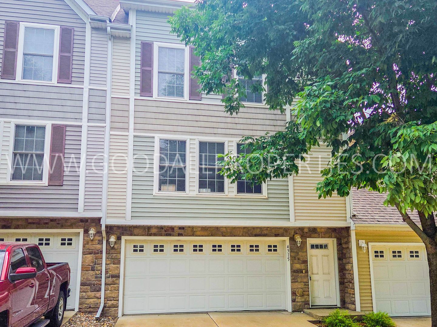 Urbandale Townhome: 4315 152nd Court