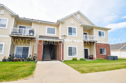 Welcome to this affordable 2-Bedroom, 2-Bath Condo in Johnston with Detached 1-Car Garage.