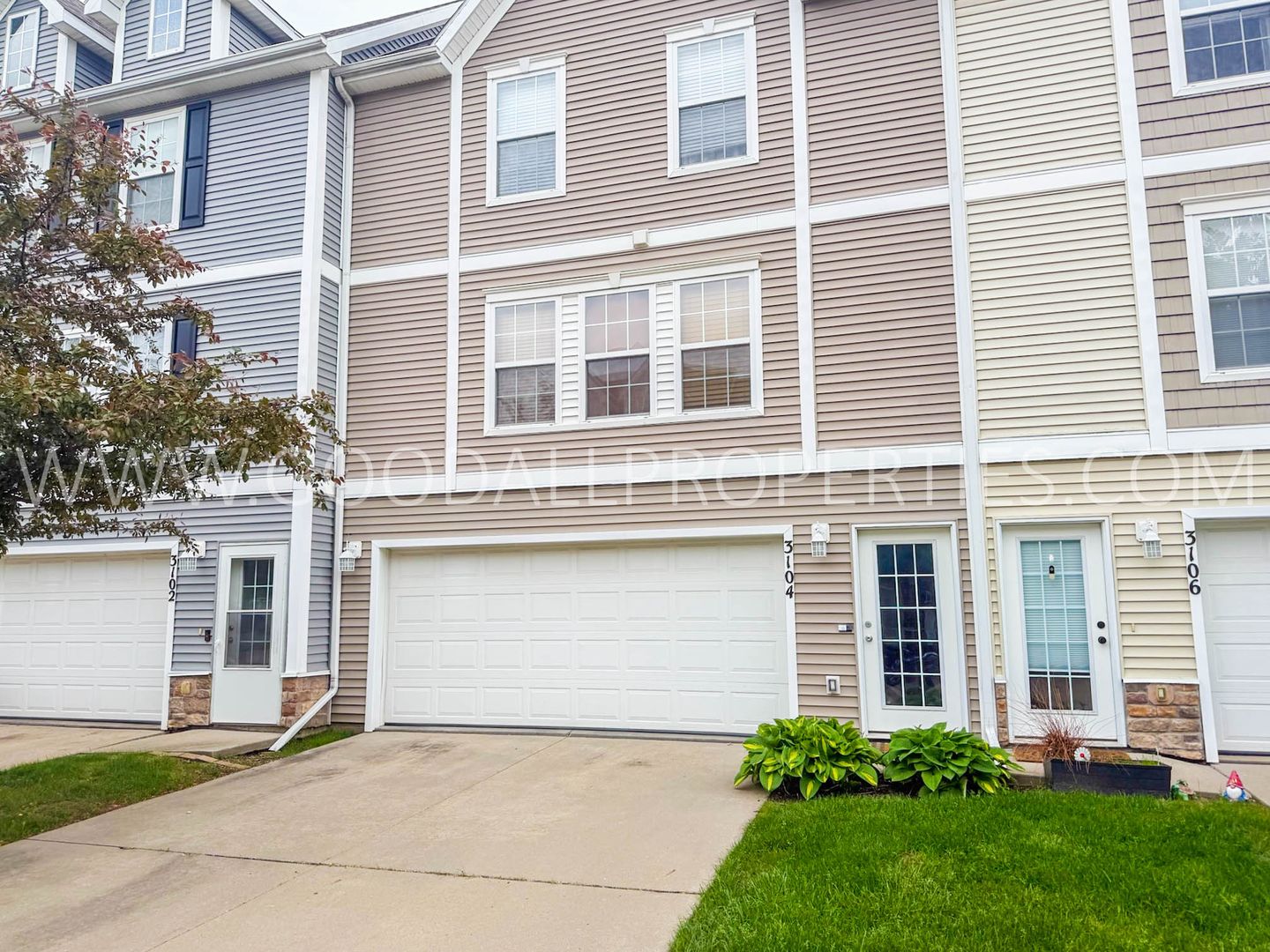 Ankeny Townhome: 3104 SW Arlan Ln