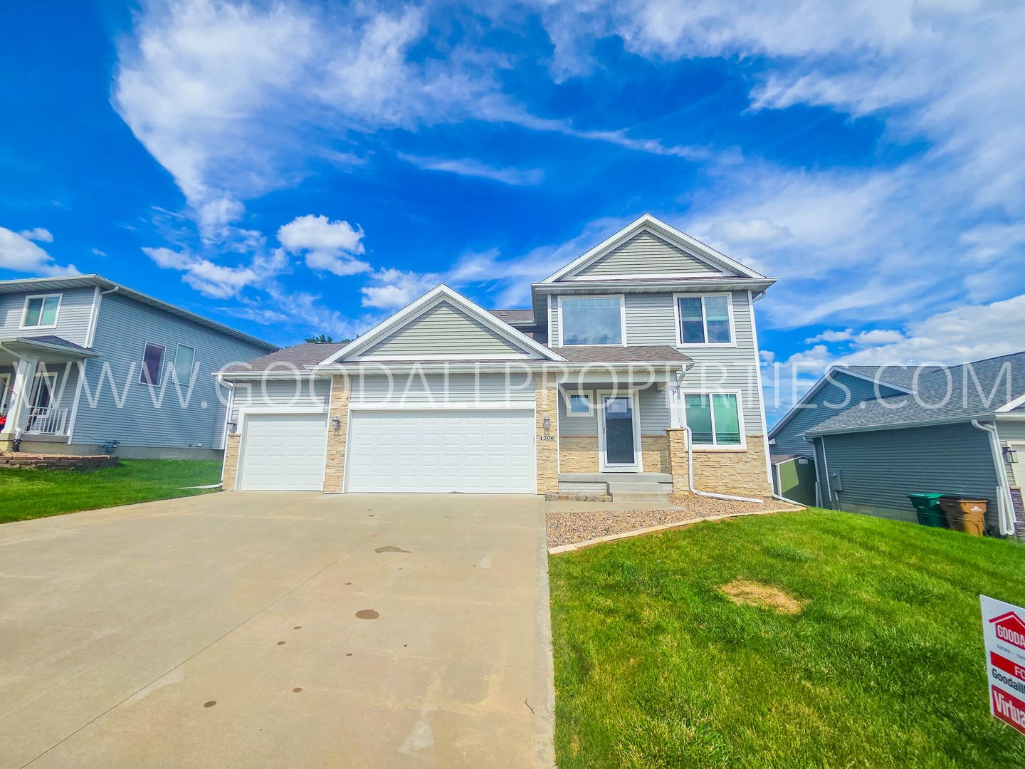 Norwalk House: 1306 Green Hills Dr