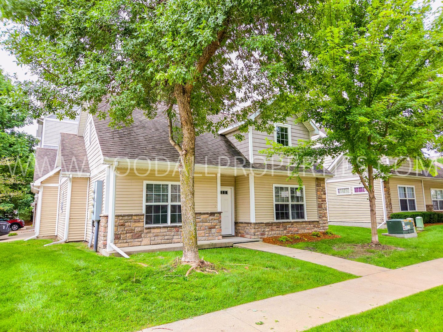Urbandale Townhome: 4308 152nd Place