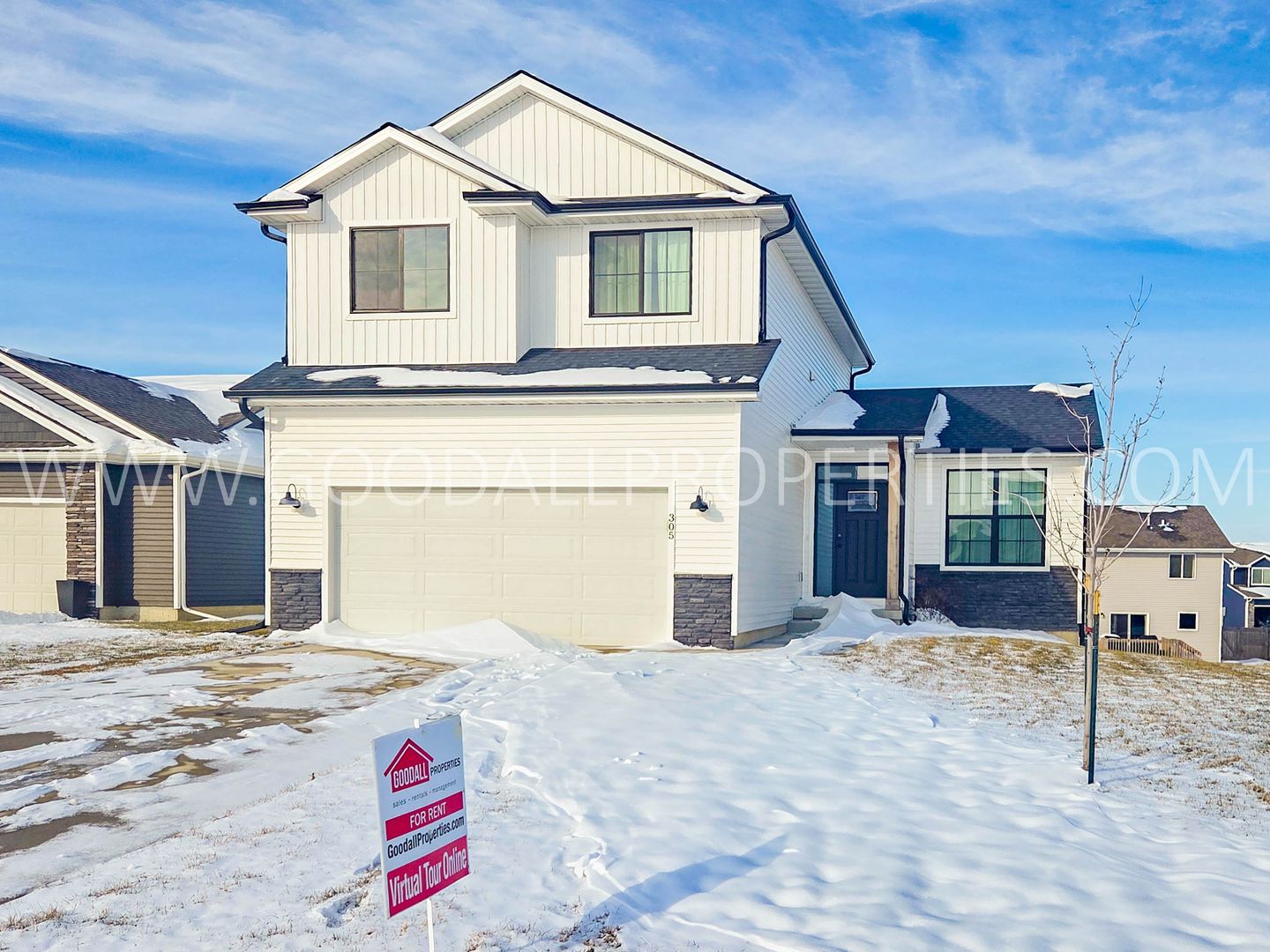 Waukee House: 305 NW Horan Ct