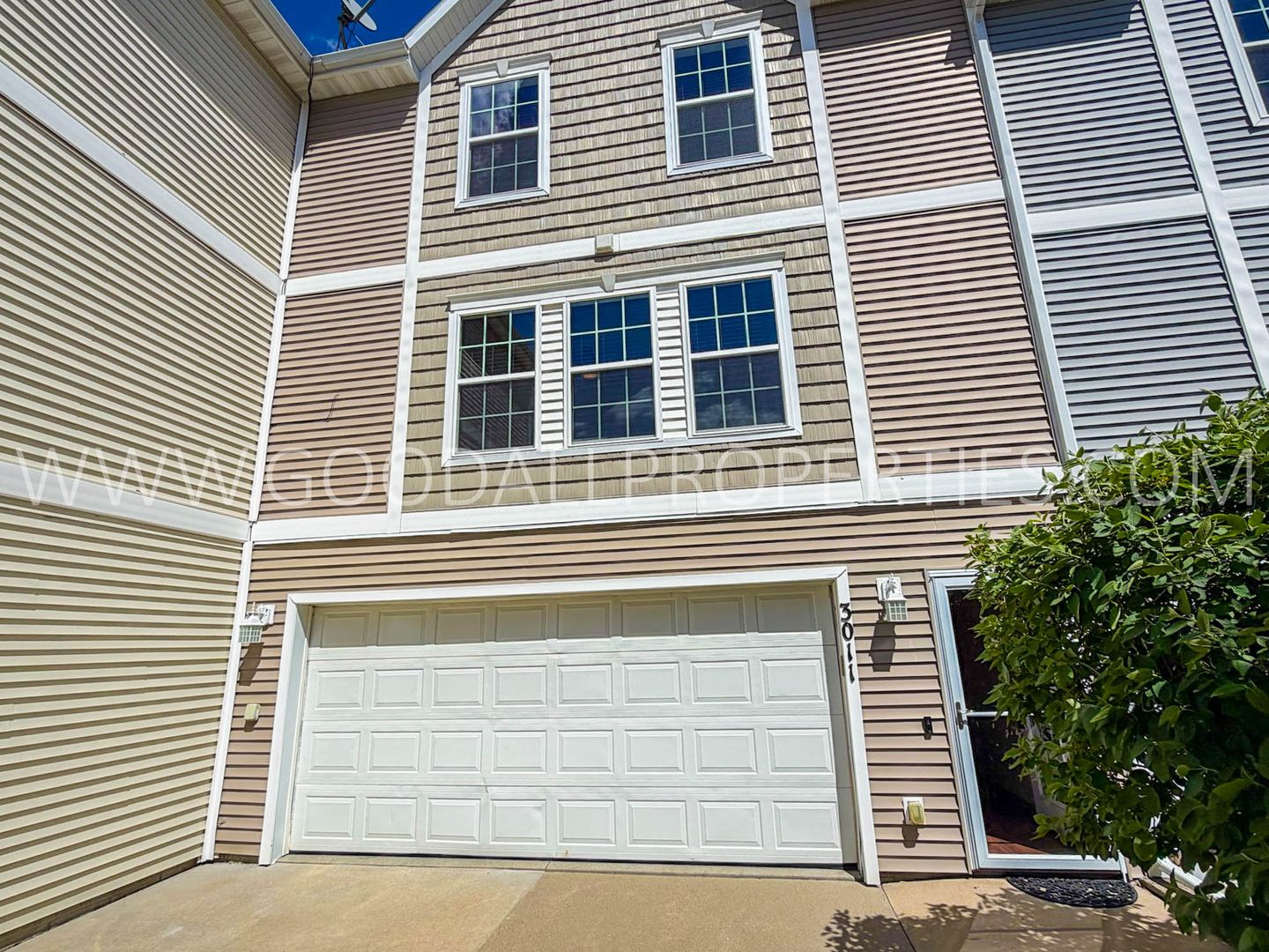 Ankeny Townhome: 3011 SW Sharmin Ln