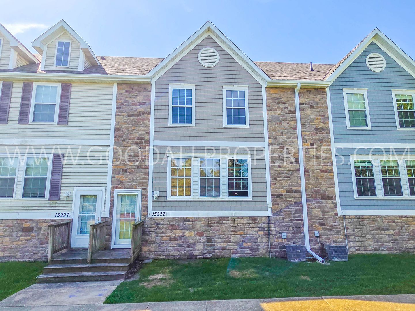 Urbandale Townhome: 15229 Alpine Drive