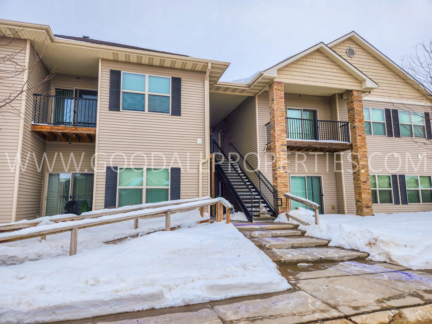 Ankeny Condo: 1211 NE Windsor Dr Unit 208