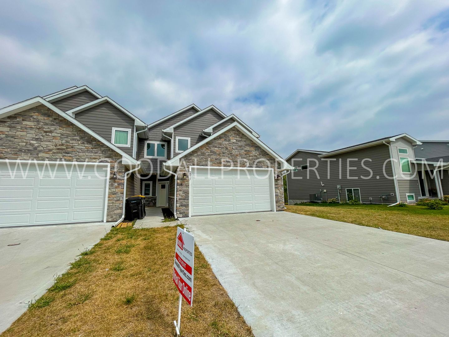 Adel Townhome: 2017 Ammann St