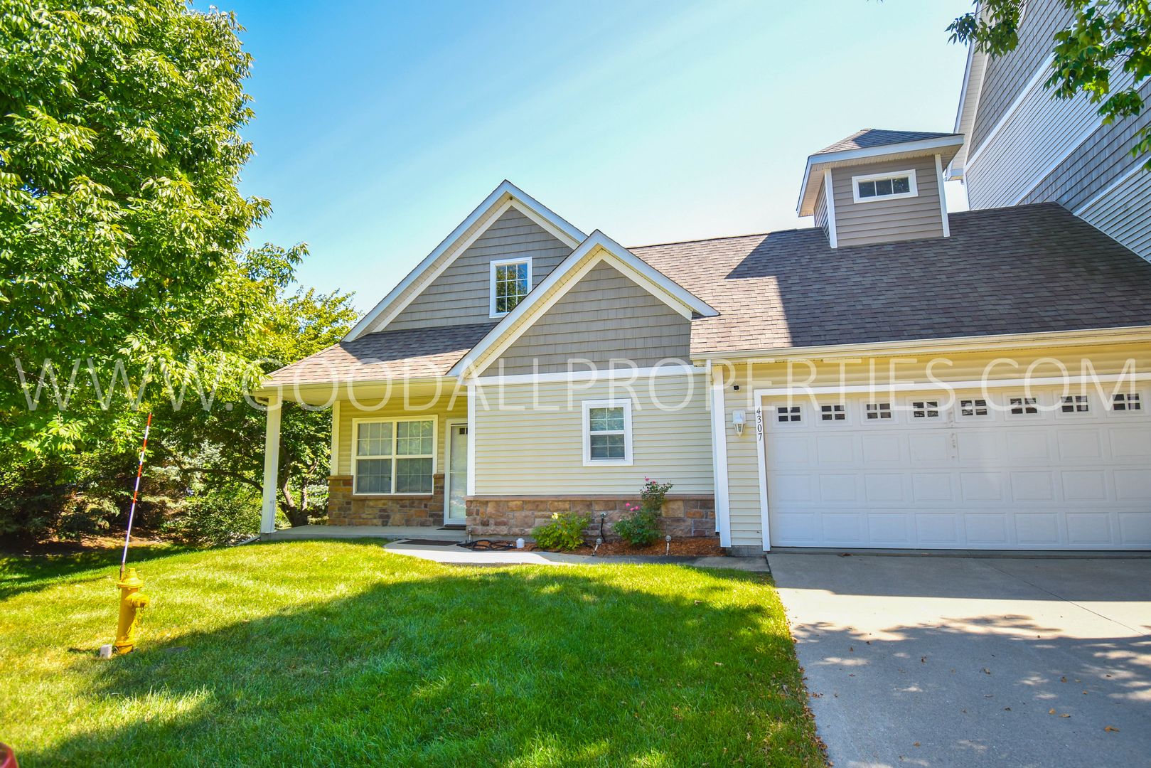 Urbandale Townhome: 4307 154th St