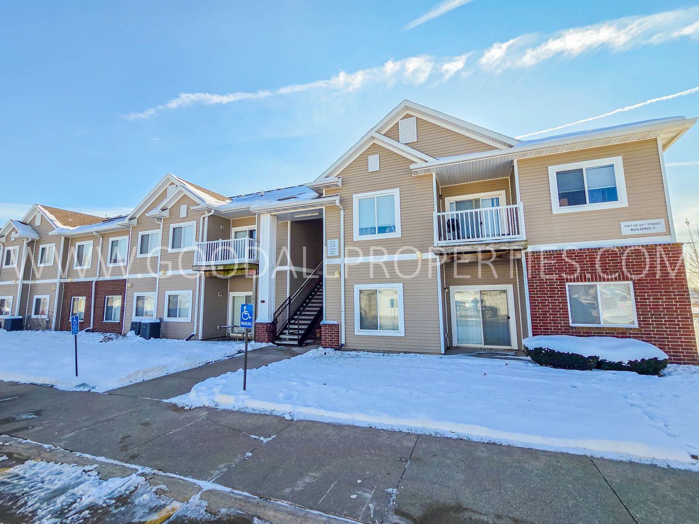 Des Moines Condo: 5801 SE 24th St #87