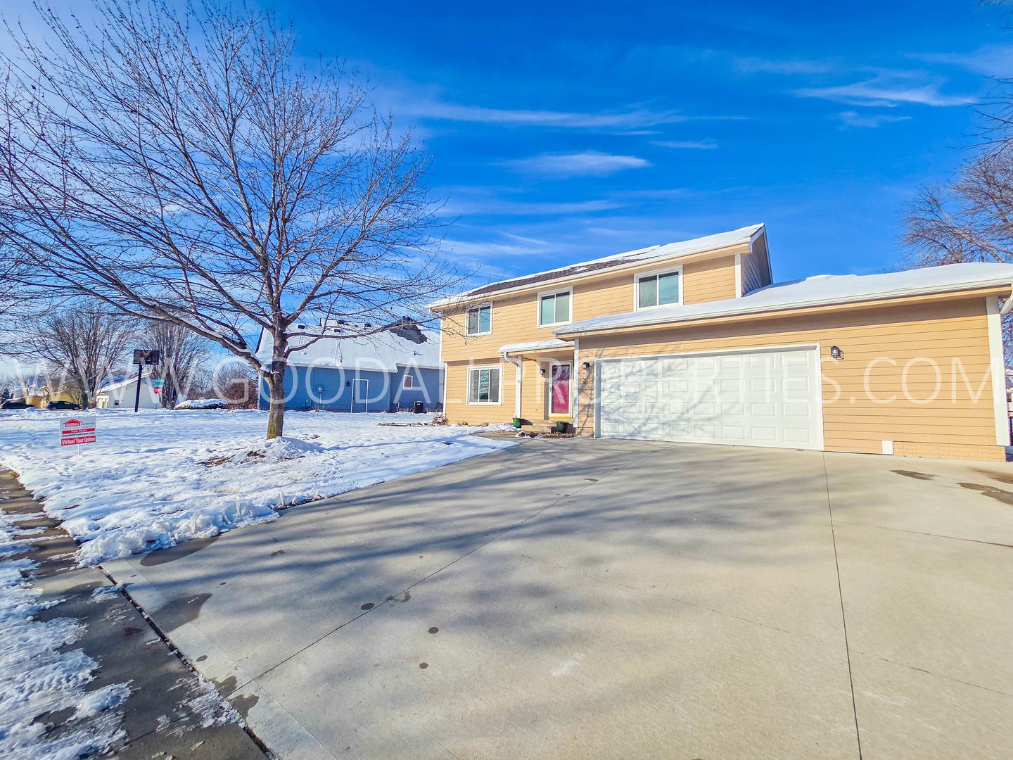 Johnston House: 5514 Kensington Cir