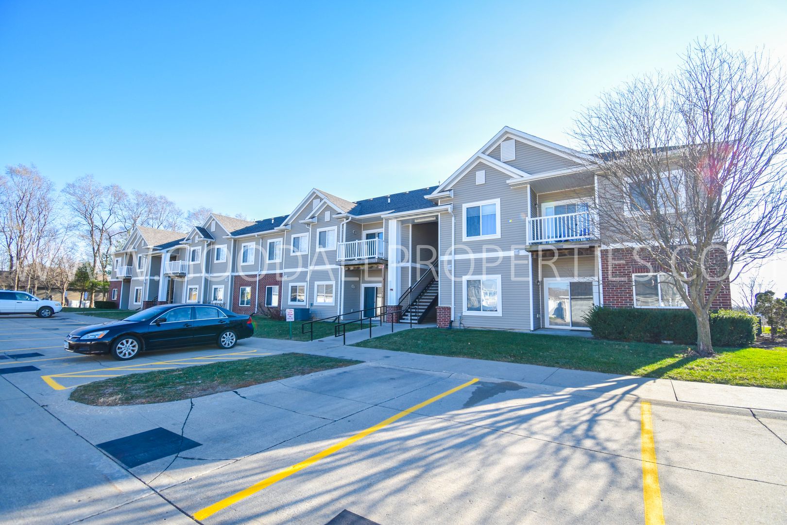 Des Moines Condo: 5801 Se 24th St #88