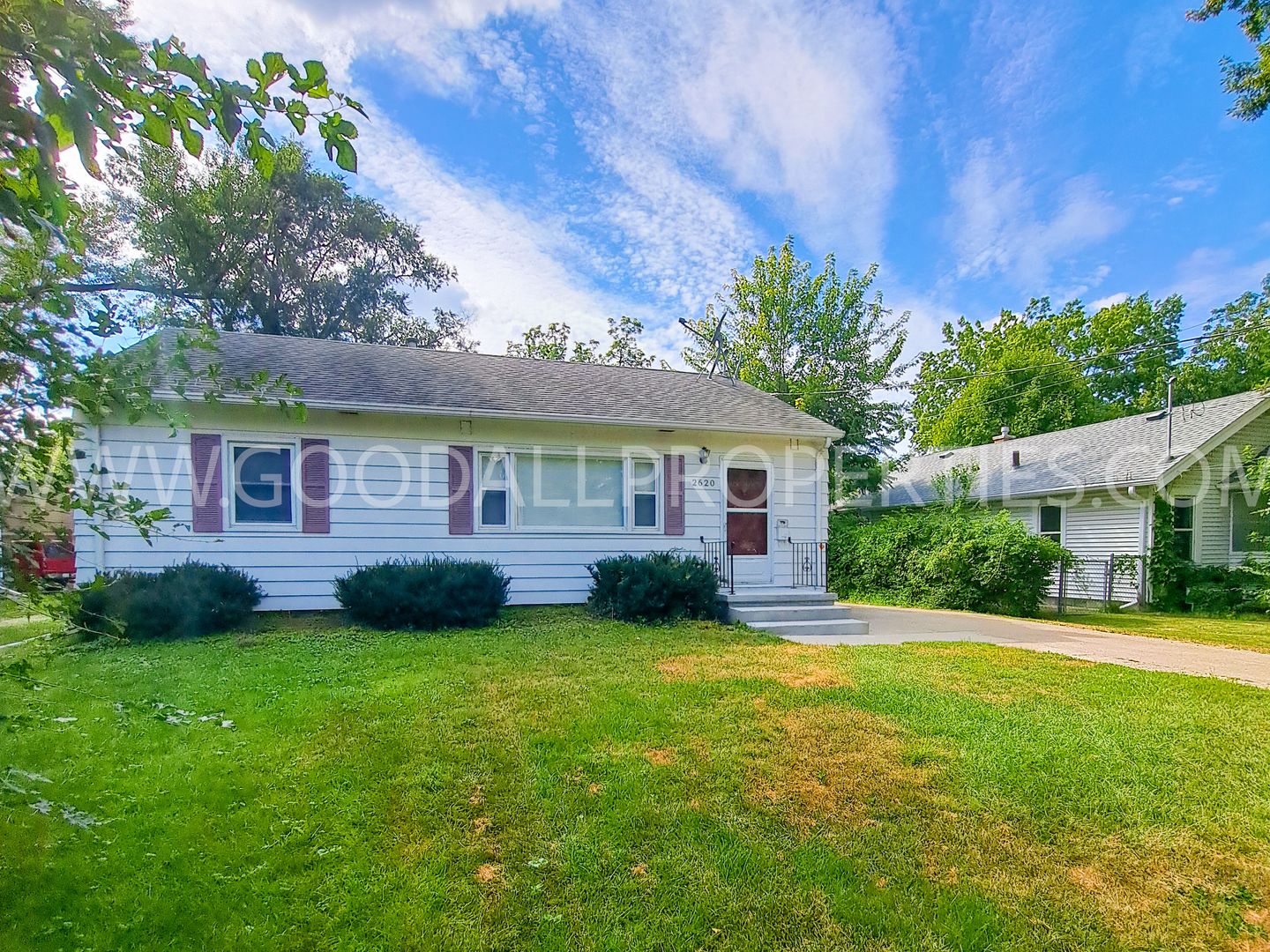 Des Moines House: 2620 60th Street