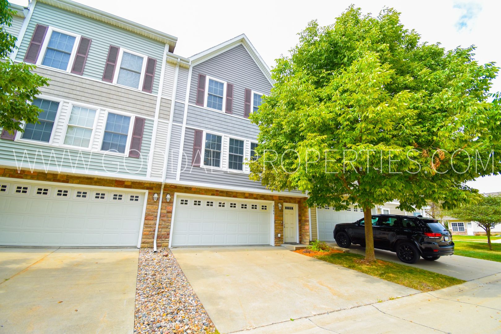 Urbandale Townhome: 4306 152nd Place