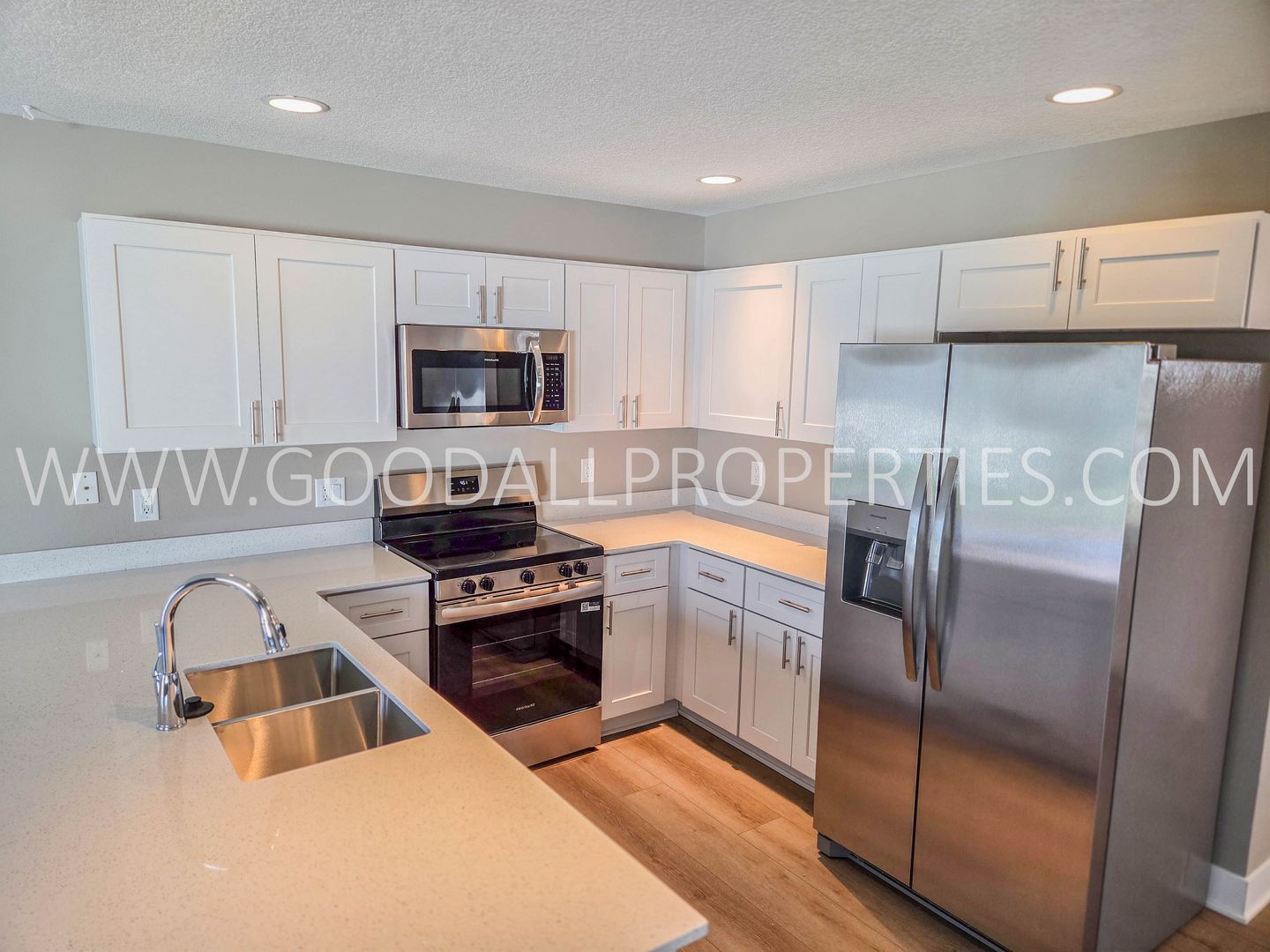 Waukee House: 425 SE Waco Place