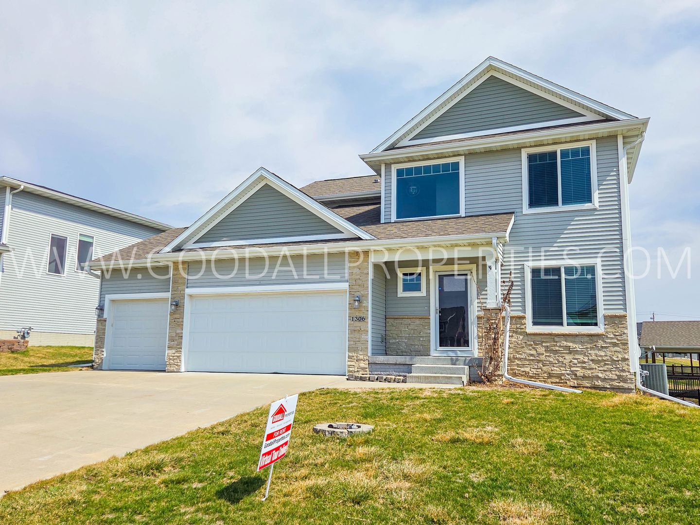 Norwalk House: 1306 Green Hills Dr