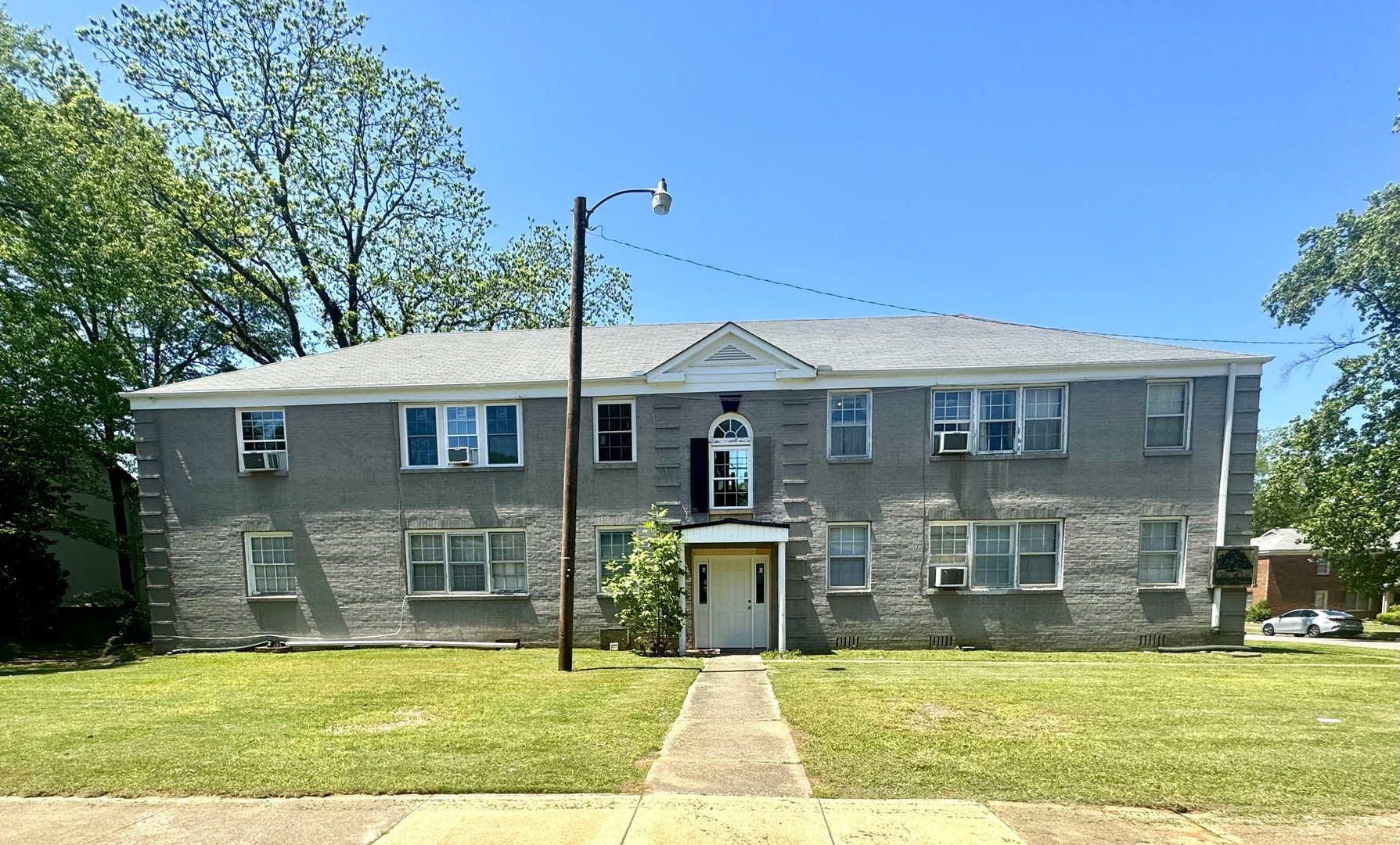 Anniston Apartment: 1130 Christine Ave