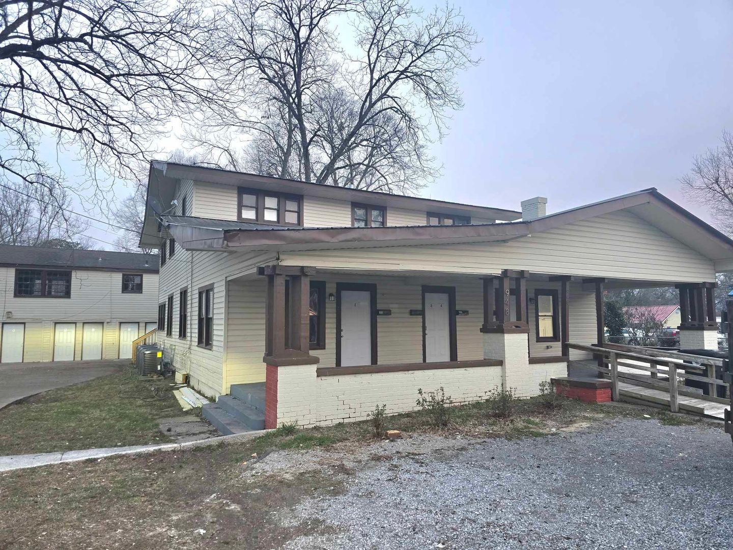 Gadsden Apartment: 948 S 11th St