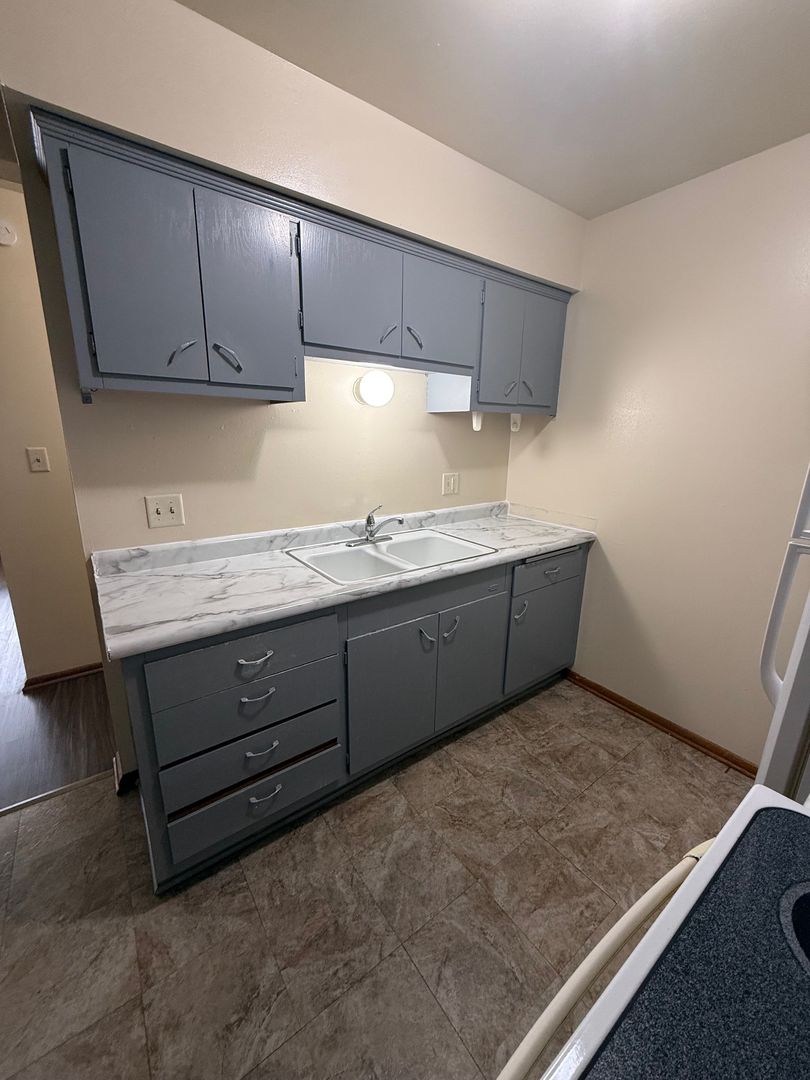 Kenosha Apartment: 5414 58th Ave
