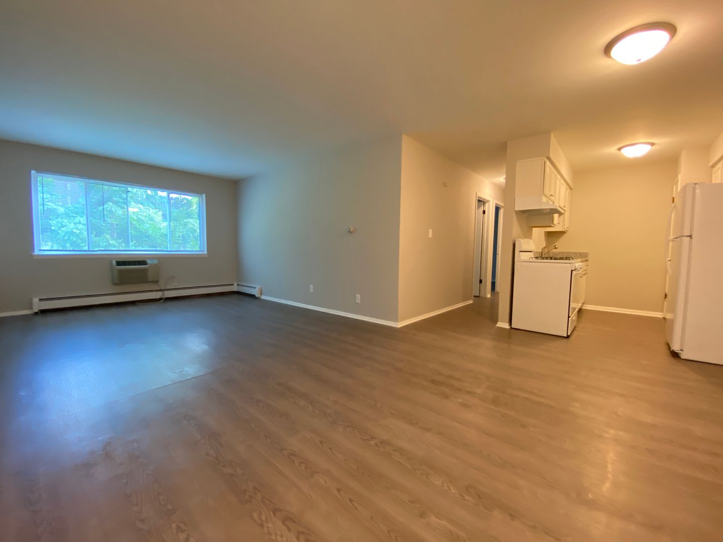 Milwaukee Apartment: 2100-2210 W College Ave