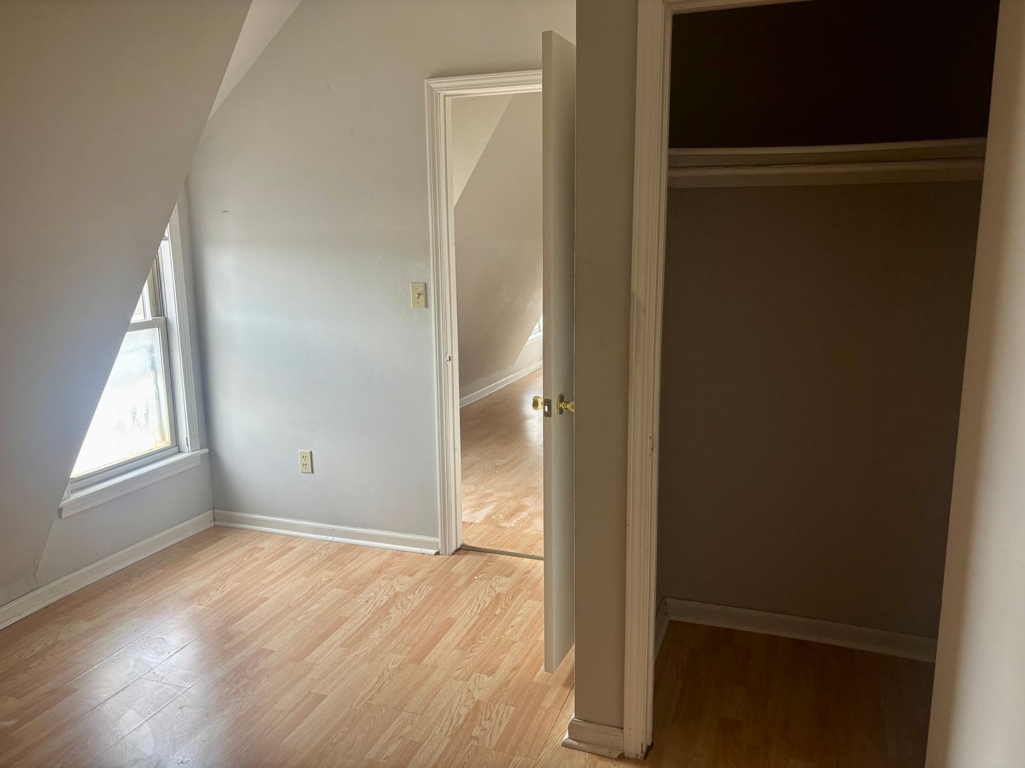 Milwaukee Apartment: 1718-34 E Lafayette Pl