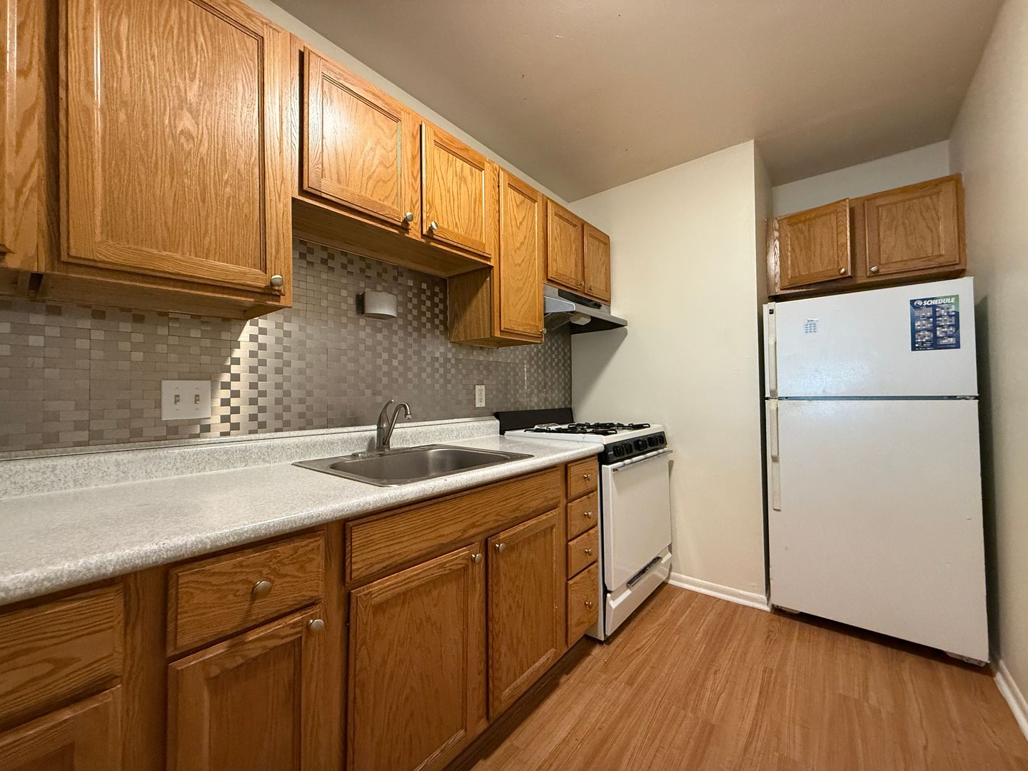 Milwaukee Apartment: 2637 N Frederick Ave