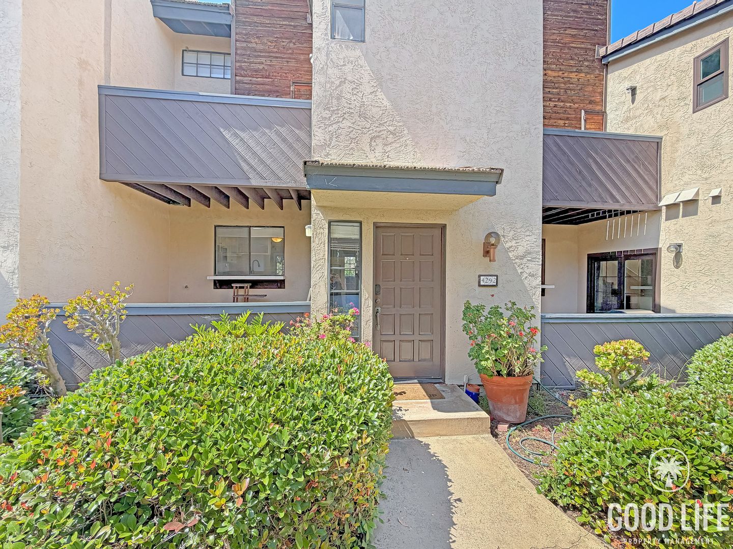 San Diego Townhome: 4292 Kendall St