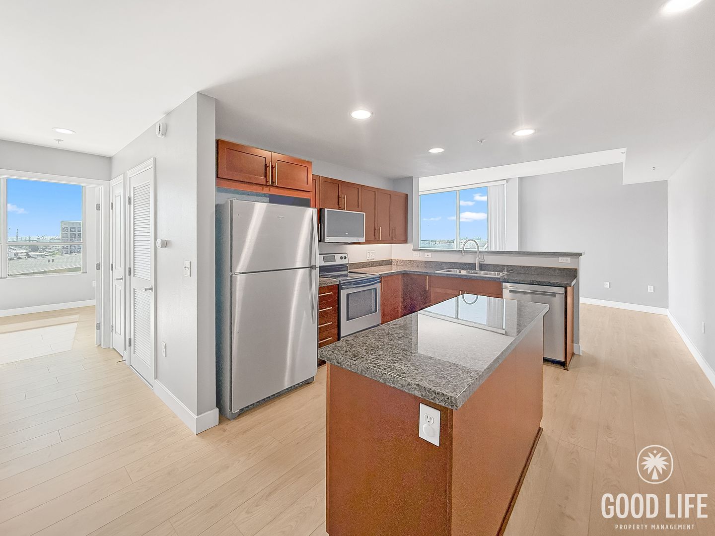 San Diego Condo: 253 10th Ave Unit 1006