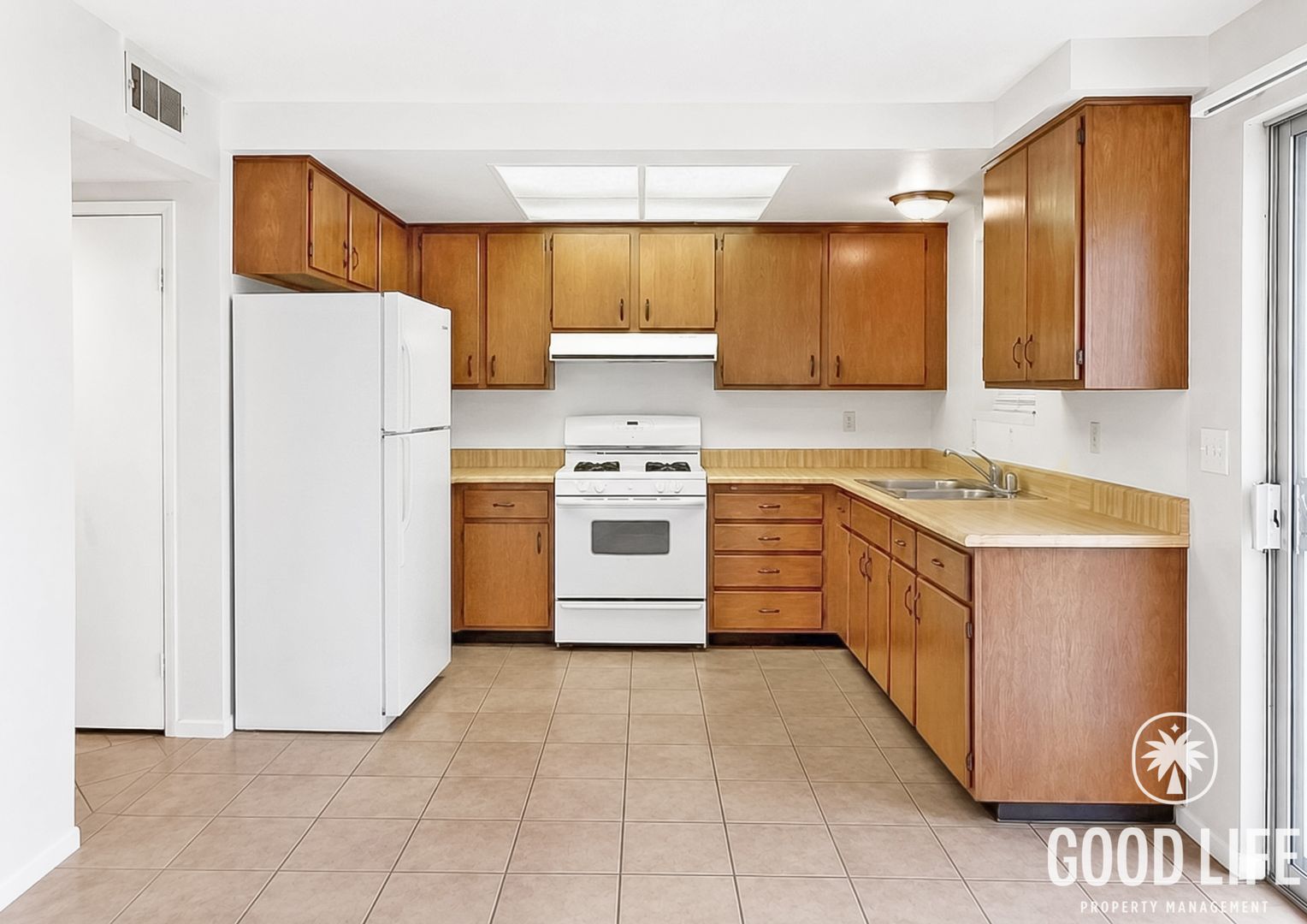 Riverside Condo: 2325 Gonzaga Ln