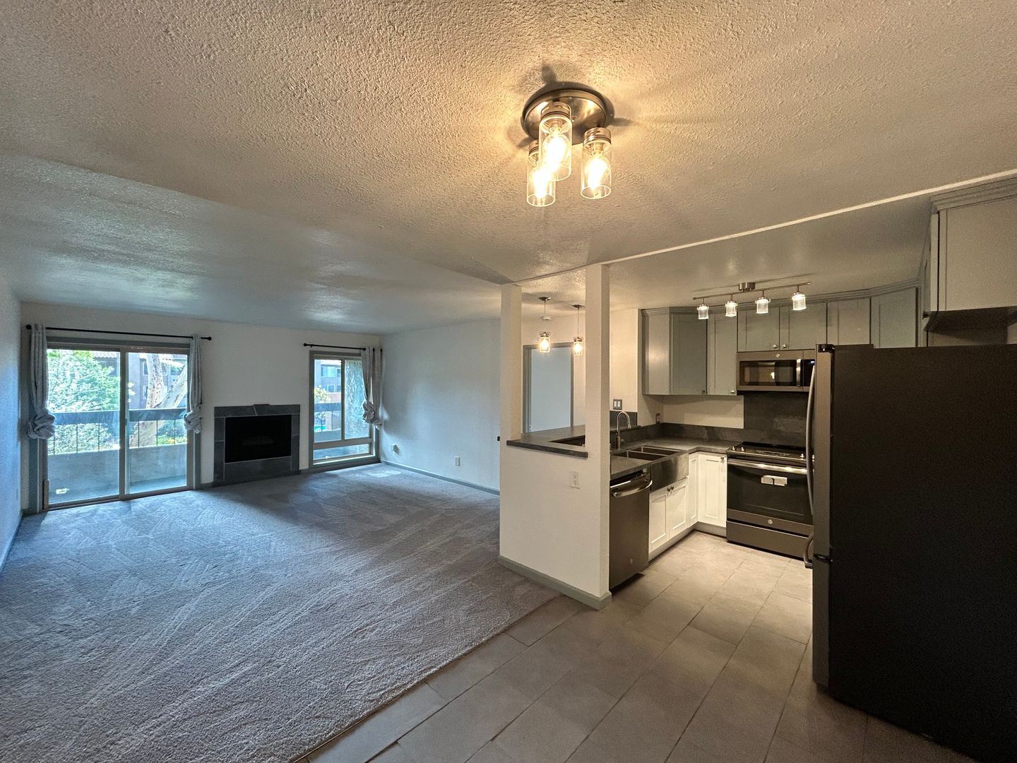 San Diego House: 10300 Caminito Cuervo