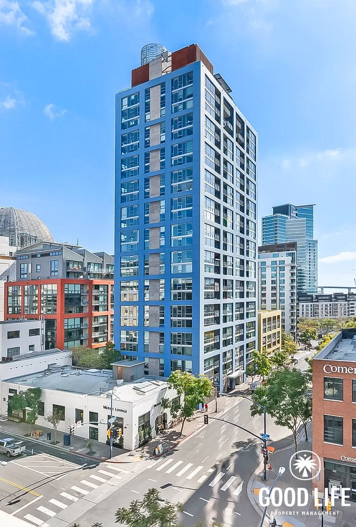 San Diego Condo: 350 11th Ave