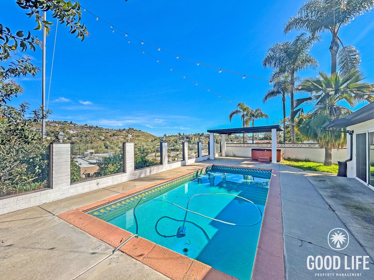 San Diego House: 6656 Cleo Street