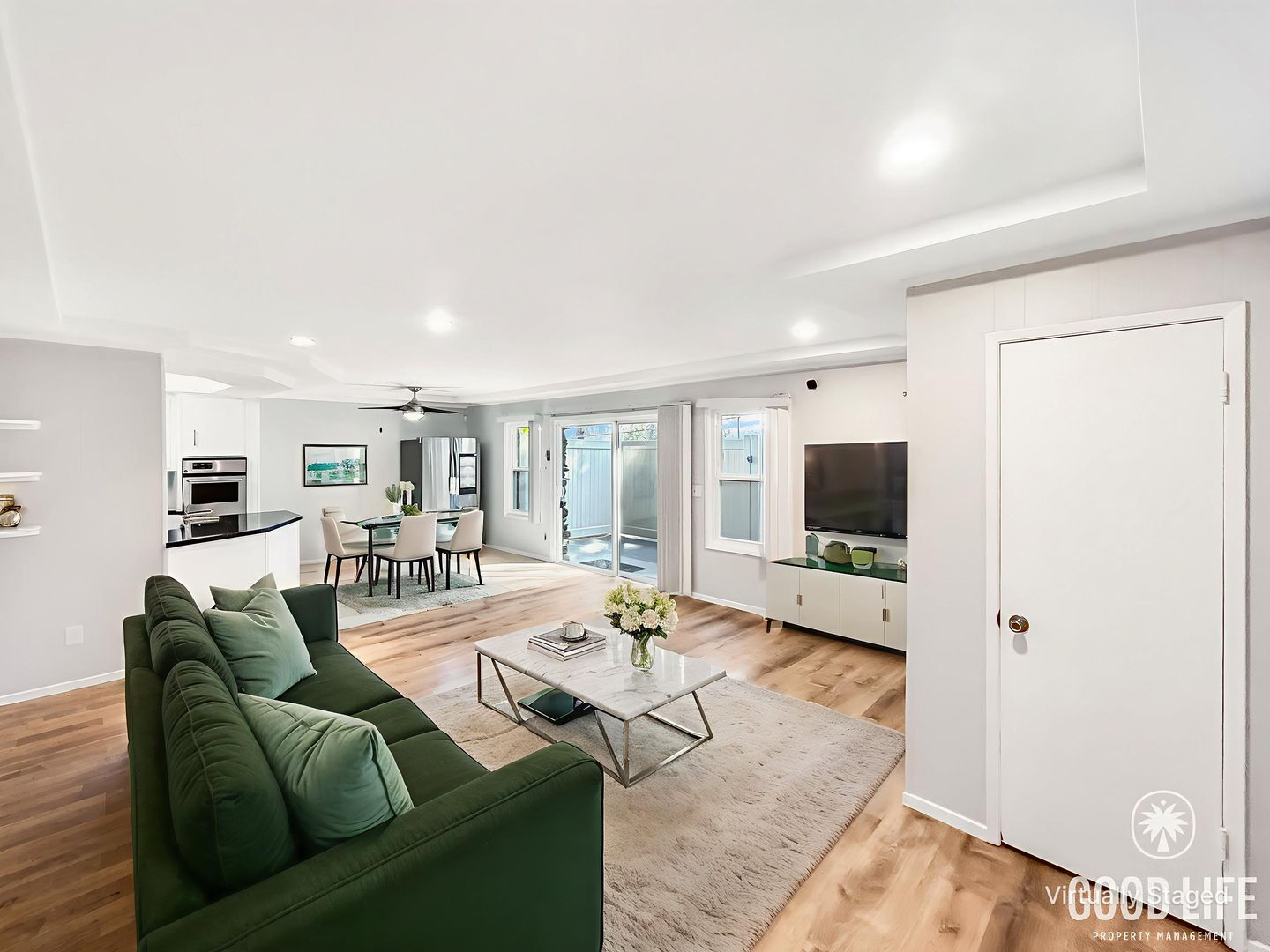 La Mesa Condo: 7000 Saranac St