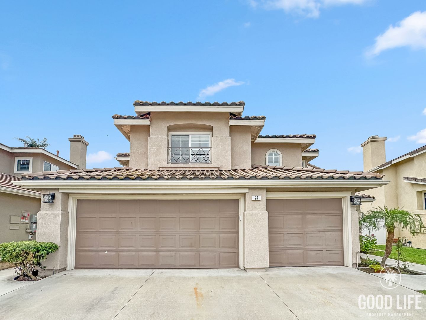 Mission Viejo House: 24 Pemberly