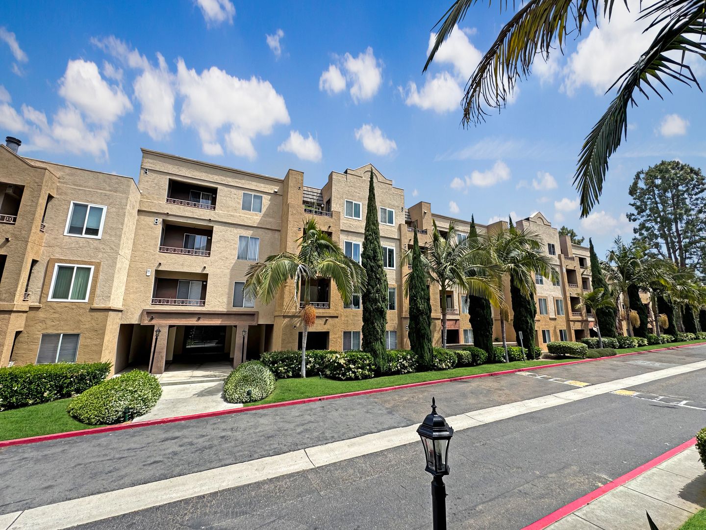San Diego Condo: 3550 Lebon Drive 6419