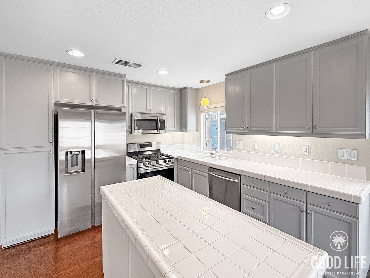 Chula Vista Townhome: 1438 Trouville Ln