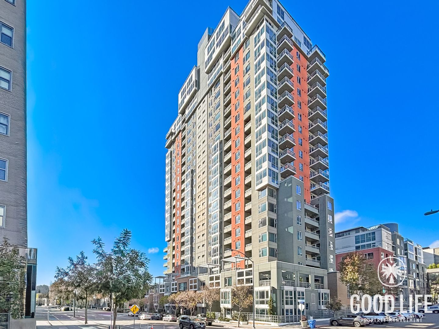 San Diego Condo: 300 W Beech St