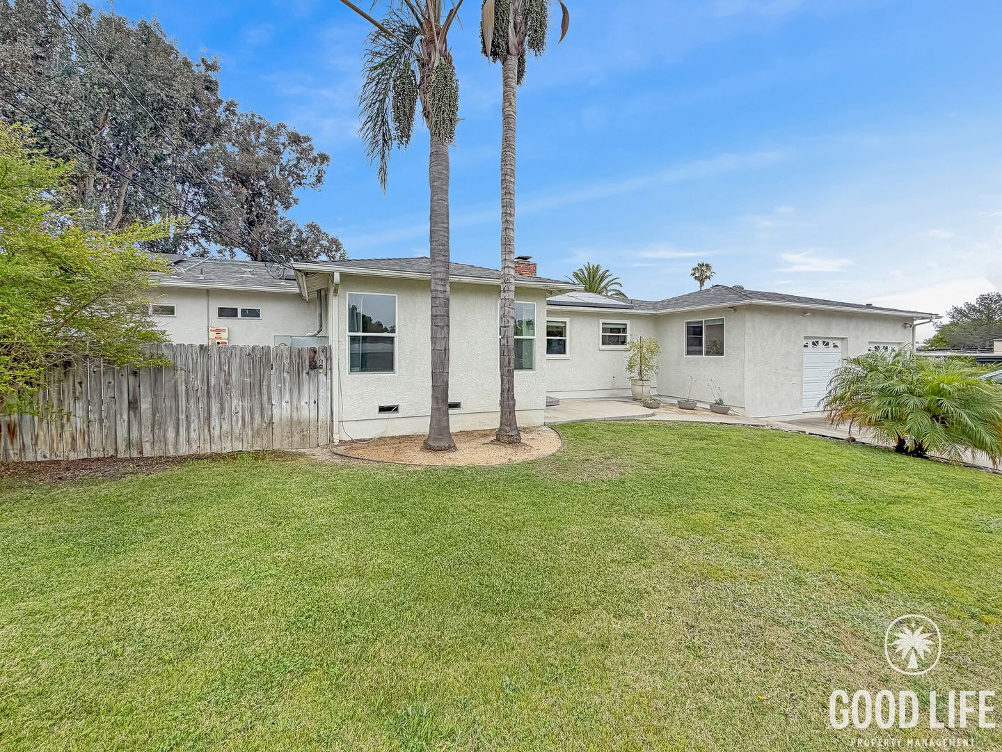 La Mesa Multiplex: 9715 Murray Dr