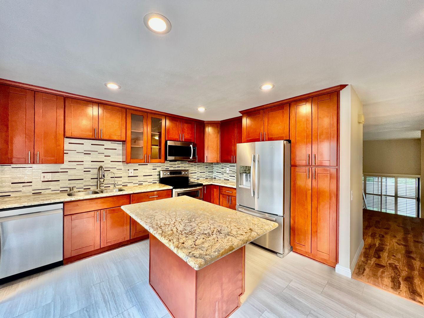 La Jolla Condo: 3330 Caminito Eastbluff #149