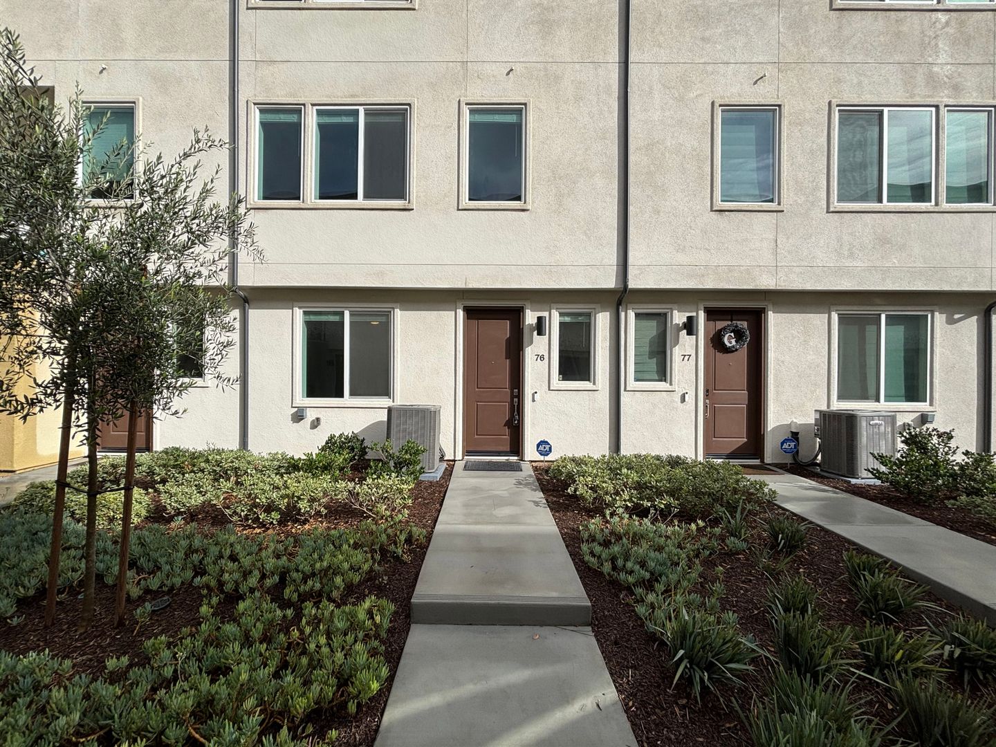 San Diego Townhome: 5465 Seacliff Place Unit 76