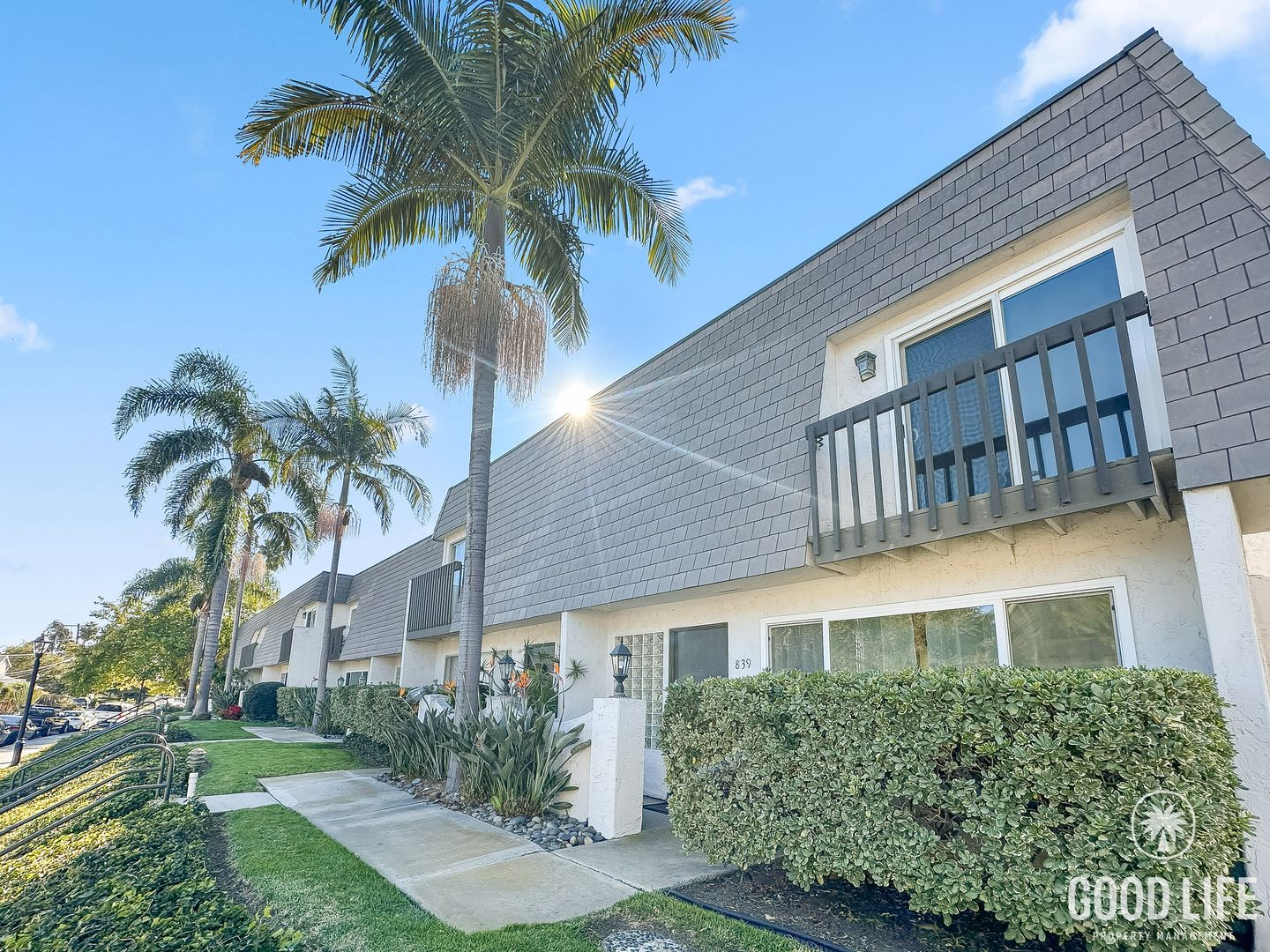 Solana Beach Condo: 839 Valley Ave