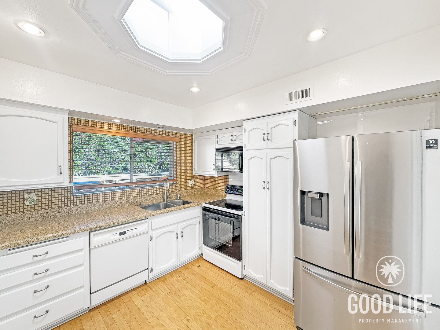 San Diego Condo: 6868 Hyde Park Dr